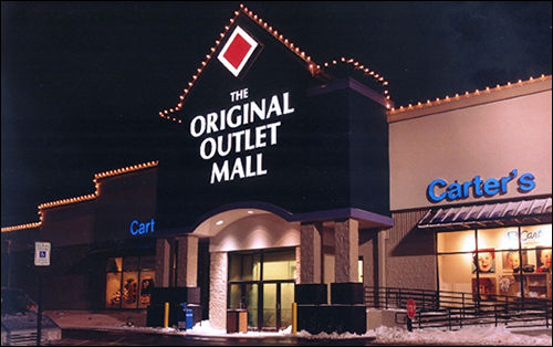 outlet_mall_500.jpg